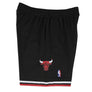 MITCHELL & NESS - NBA ALTERNATE SWINGMAN ROAD -SHORTS BULLS -97-98 MENS - BLACK RED