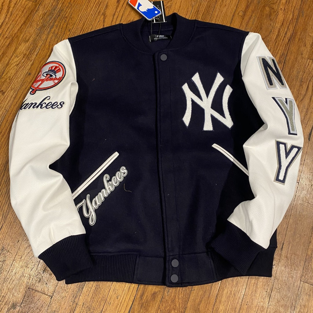 Pro Standard Luxury Athletic Collection Mash Up Jacket New York Yankees Men’s-NAVY White M