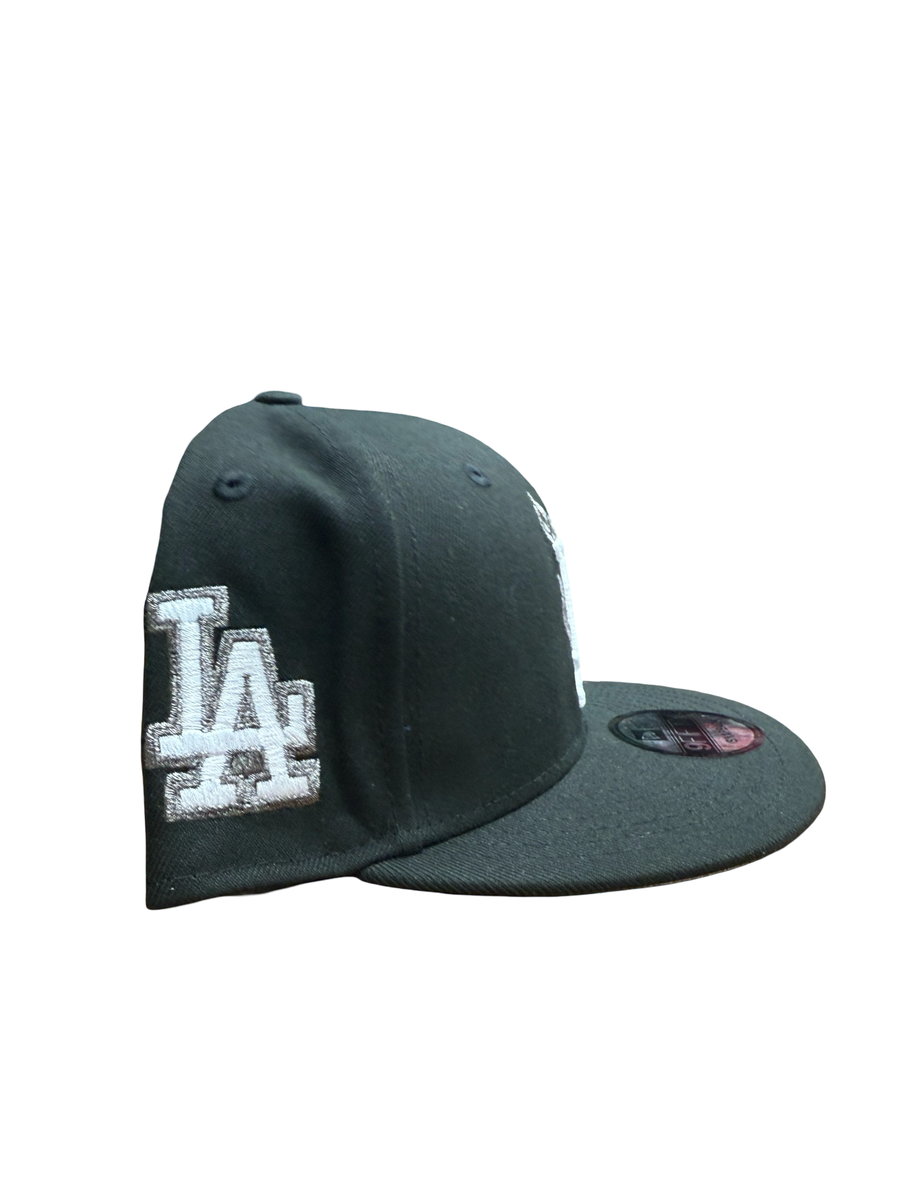 NEW ERA 950 SNAPBACK -LA DODGERS/ BLACK WHITE
