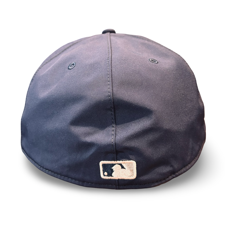 NEW ERA 5950 CUSTOM FITTED-NEW YORK YANKEE/ GORE-TEX / NAVY WHITE