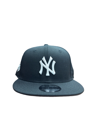 NEW ERA 950 SNAPBACK -NEW YORK YANKEE WORLD SERIES 1999 / BLACK WHITE