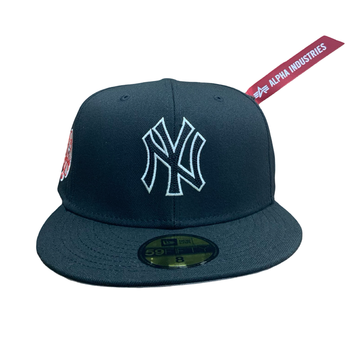NEW ERA 5950 ALPHA INDUSTRIES- NEW YORK YANKEE/BLACK WHITE
