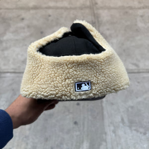 NEW ERA 5950 Chicago White sox with Sherpa flap