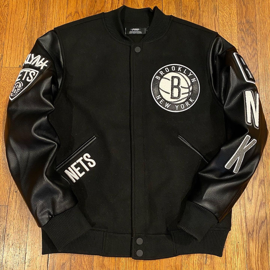 Pro Standard LUXURY ATHLETIC COLLECTION JACKET BROOKLYN NETS-BLACK WHITE