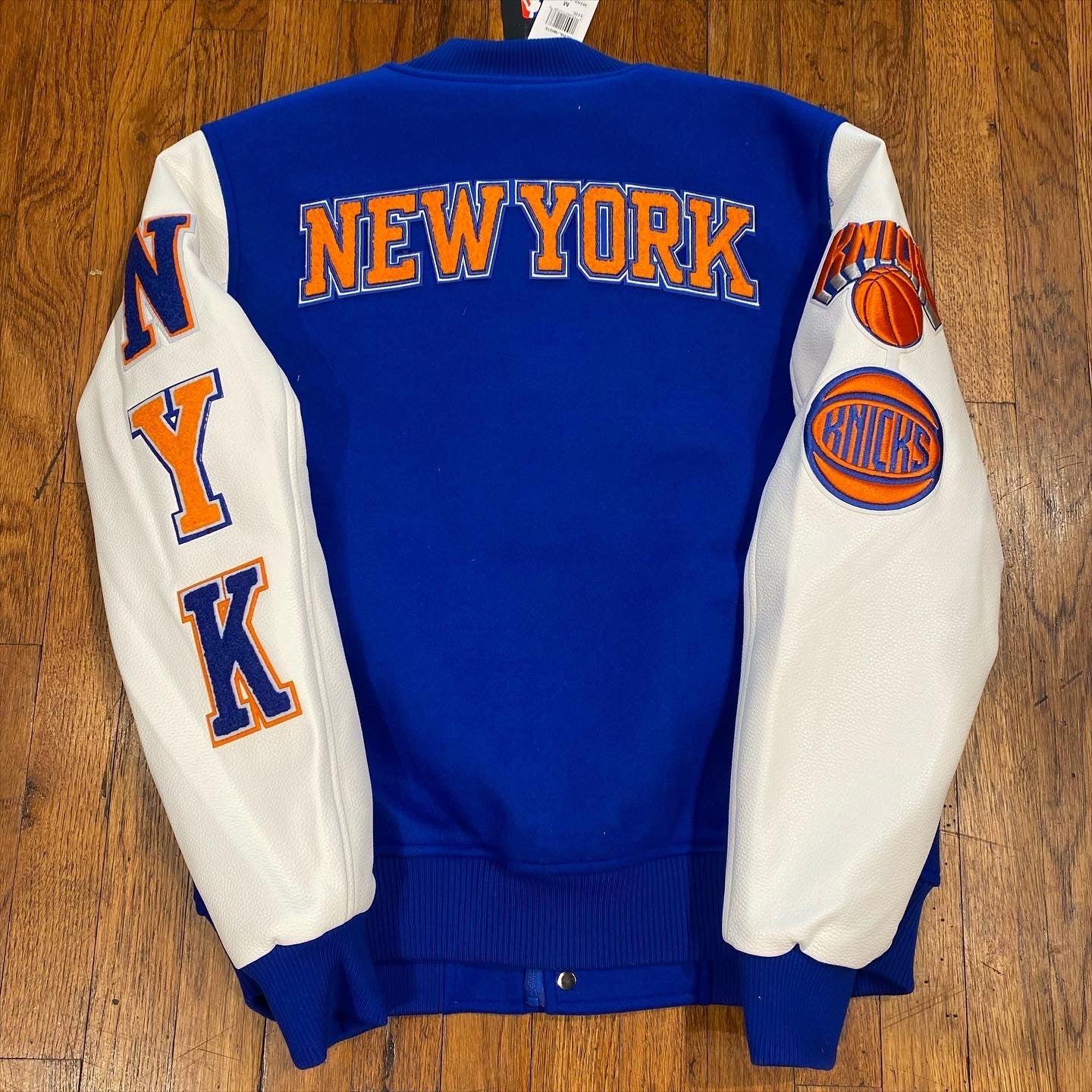Pro Standard NBA New York Knicks Pro Team Track Jacket – NYCMode